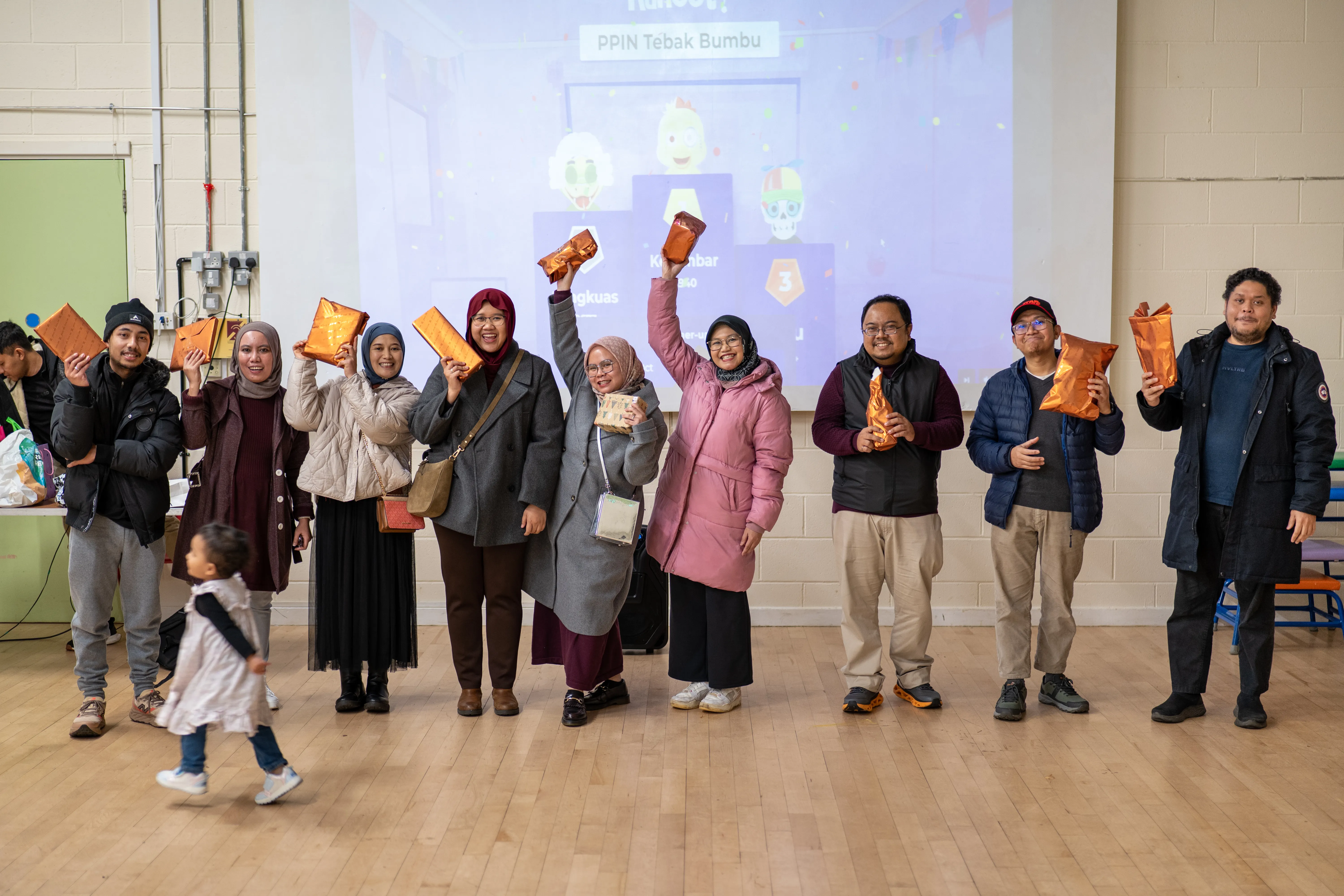 Winter Gathering ❄️ - Image 45